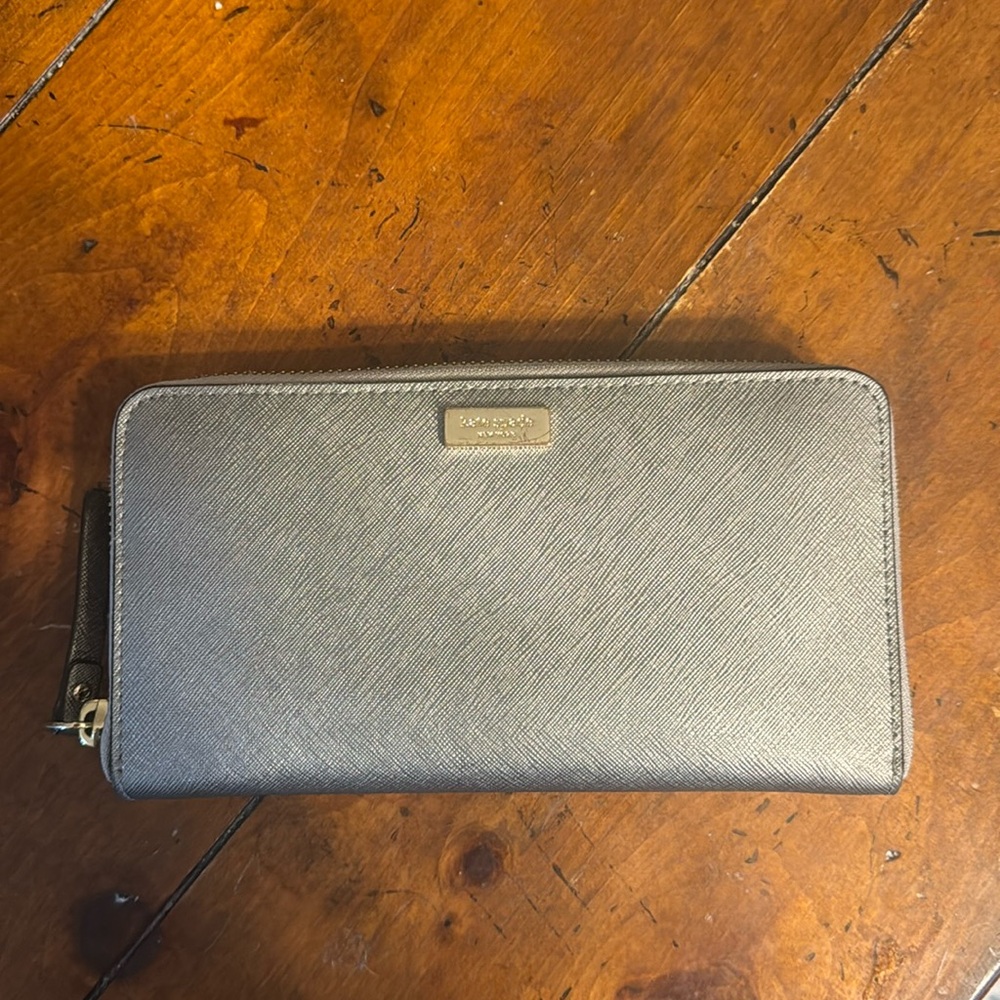 Kate Spade Silver Long Wallet